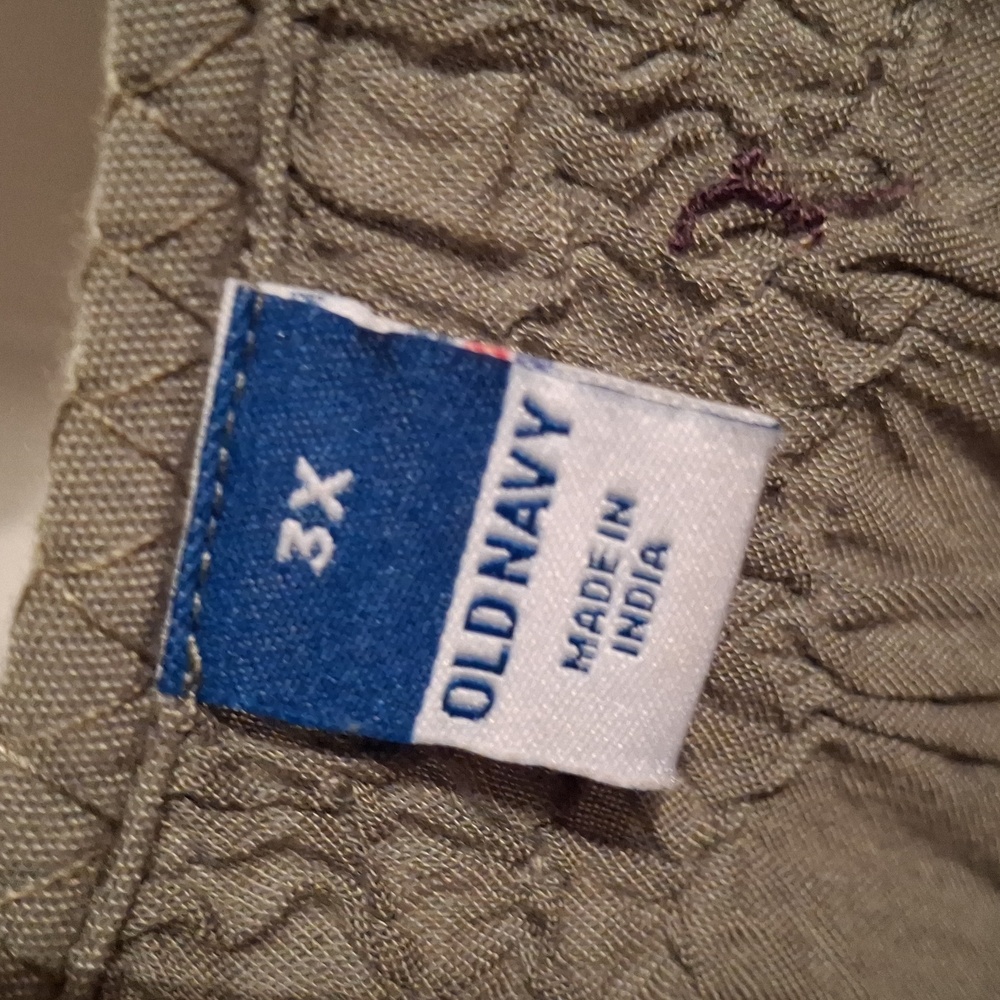 Old Navy Olive Green Top with Embroidery - Picture 5 of 6